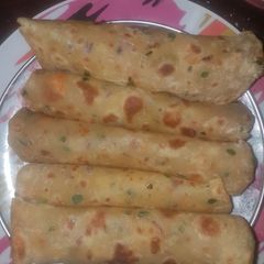 A picture of Soft layered chapatis.