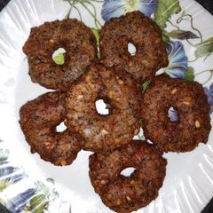 Urad Dal vada A picture of Urad Dal vada.
