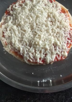 તવા પિઝા(pizza) રેસીપી મુખ્ય ફોટો