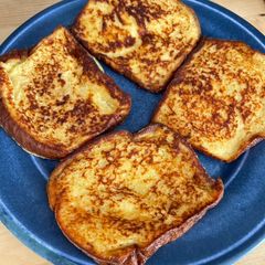 A picture of Hawaiian sweet bread French toast.