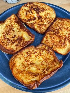 A picture of Hawaiian sweet bread French toast.