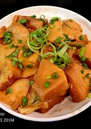 Hình của món Dừa non, sa kê kho tàu.