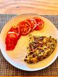 Tortilla de cebollín y atún