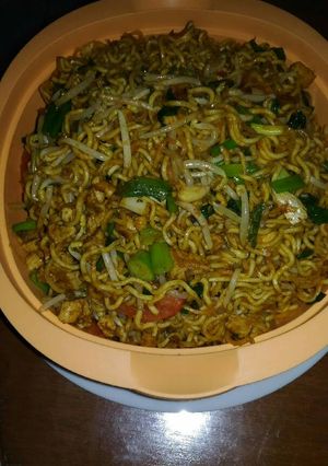 Foto resep Mie goreng rasa ayam mudah dan enakkk