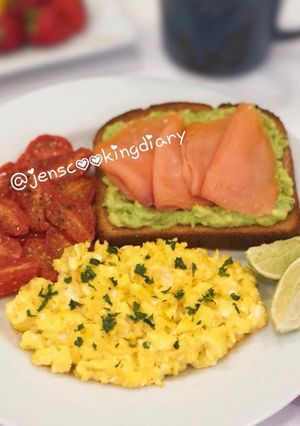 A picture of Smoked Salmon Avocado Toast.