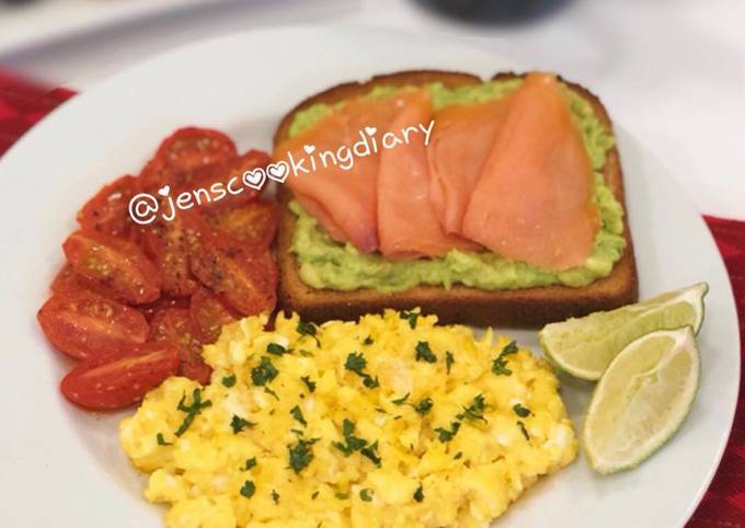 Recipe of Perfect Smoked Salmon Avocado Toast