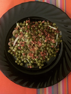 Una foto de Guisantes con jamón