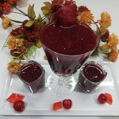 A picture of Strawberry smoothie.