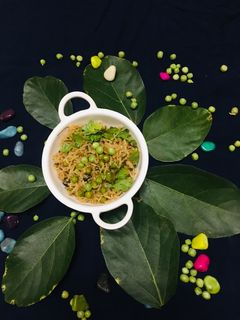 મટર પુલાવ (Matar Pulao Recipe In Gujarati) રેસીપી મુખ્ય ફોટો