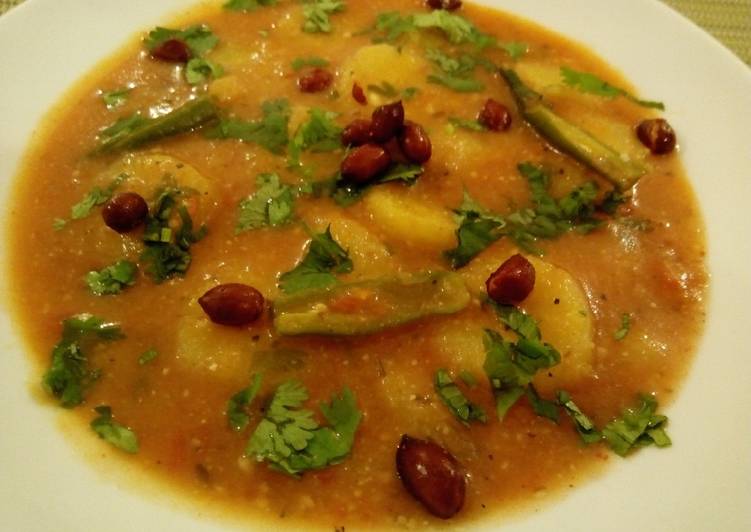 Easiest Way to Make Quick #RamadhanContest Matoke Stew with groundnut Powder