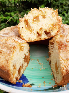Una foto de Torta clásica con dulce de batata