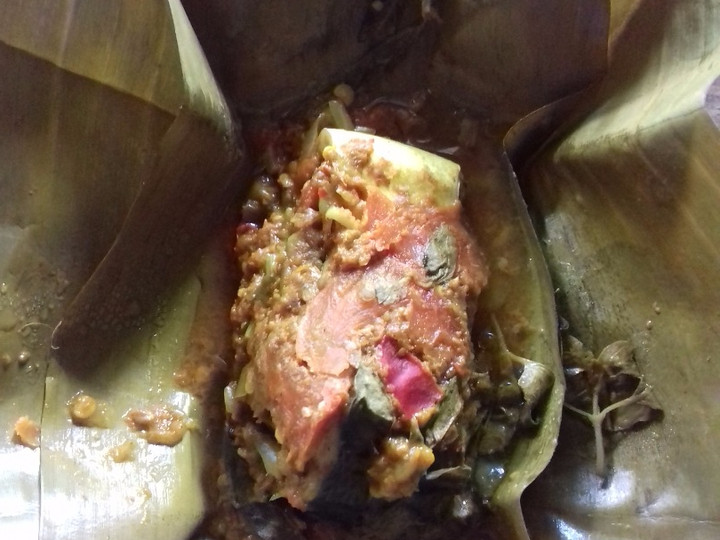 Cara Gampang Membuat Pepes bandeng bumbu rujak, Lezat