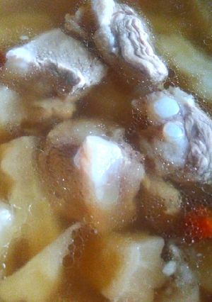 (電鍋)清燉苦瓜排骨湯 的食譜成品照片