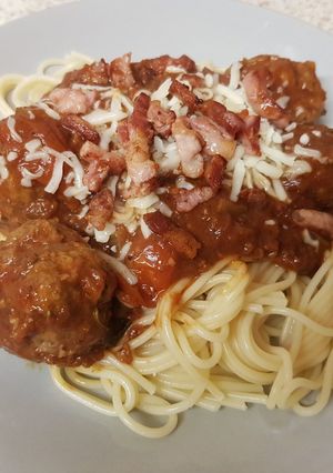 A picture of My Style Italian Spaghetti Meatballs in Bolognaise Sauce.