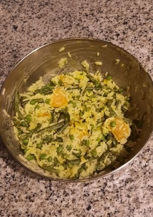 Une photo de Salade de riz au légumes et au lait de coco