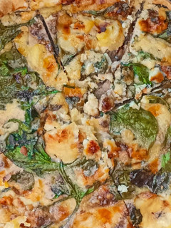 Una foto de Quiche de espinacas y roquefort