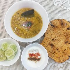 Masala khichdi Platter A picture of Masala khichdi Platter.