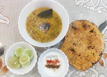 How to Make Tasty Masala khichdi Platter