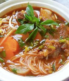 hủ tiếu bò kho