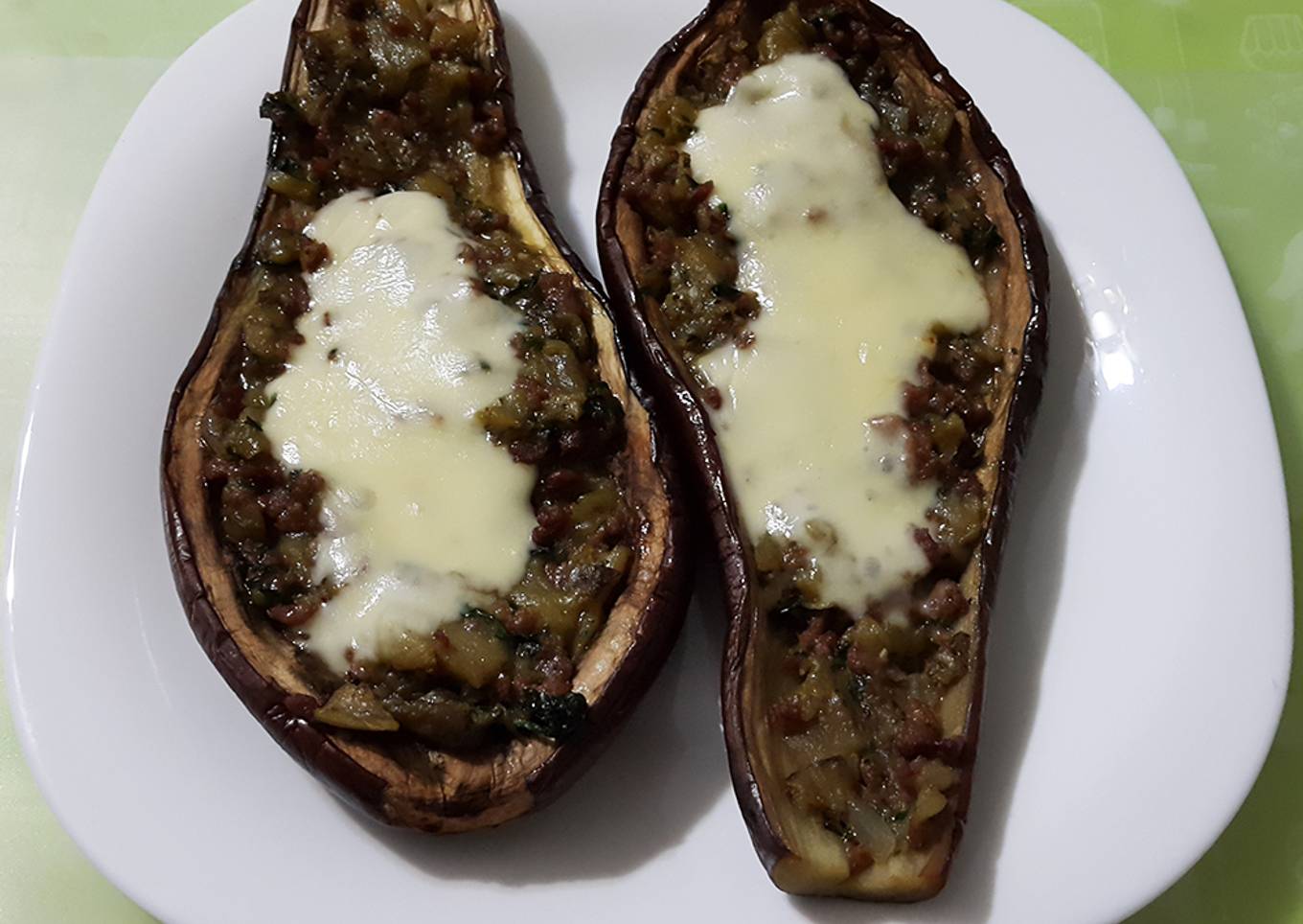 Berenjenas rellenas con carne picada