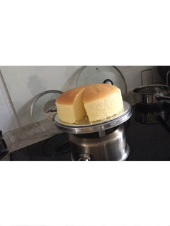 A picture of Japanese Cheesecake.