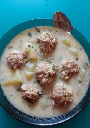 Karalábés húsgombóc🥬🥣 recept fotója