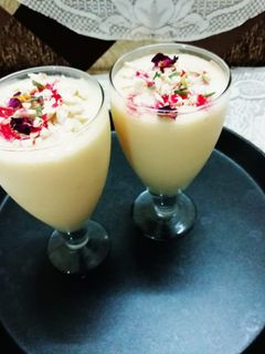 मैंगो शेक (mango shake Recipe In Hindi) रेसिपी मुख्य फोटो