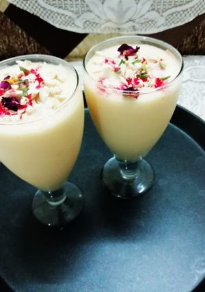 मैंगो शेक (mango shake Recipe In Hindi) रेसिपी मुख्य फोटो