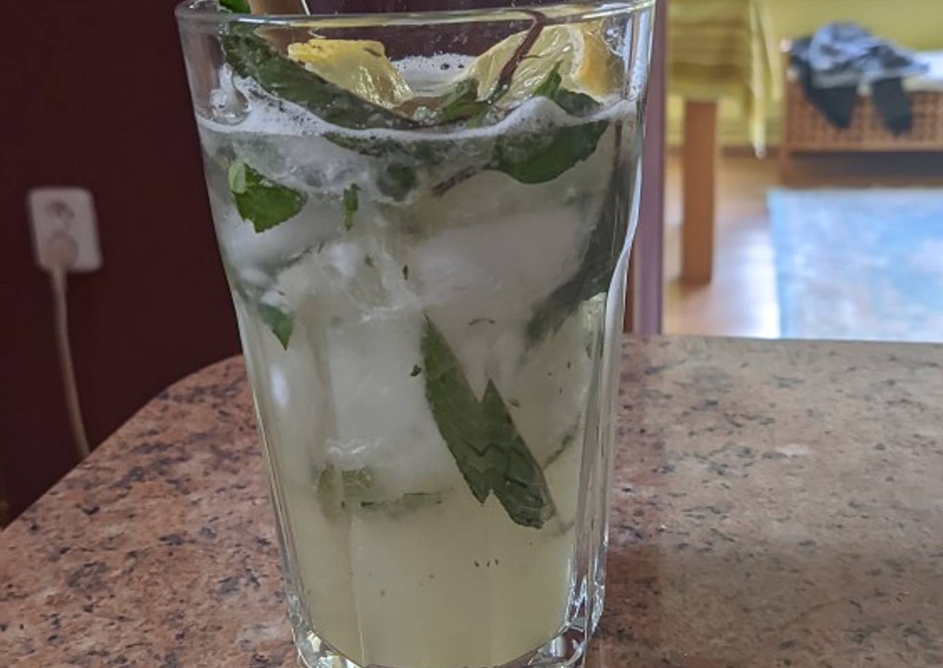 Easy (virgin) mojito