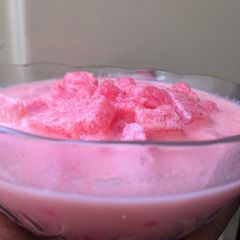 A picture of Melon in milk.
