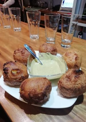 Una foto de Papa rellena (puré amarillo o blanco)