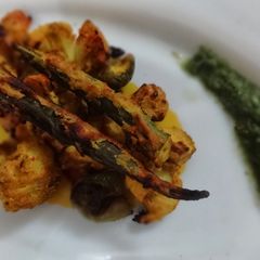 A picture of Tandoori Cauliflower and Okhra.