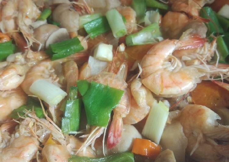 Proses memasak Healthy udang dan jamur merang (no salt, no MSG, no sugar) Anti Gagal