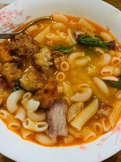 Hình của món Nui nấu thập cẩm.