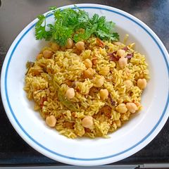 A picture of Chenna pulav.