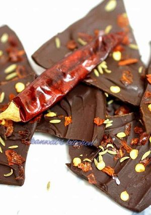 A picture of Spicy  chocolate chips.