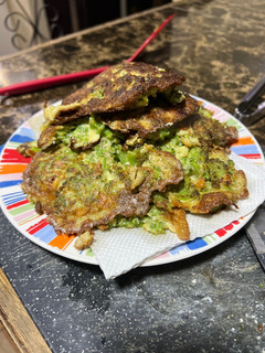 Una foto de Tortas de brócoli