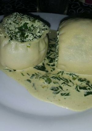 Una foto de Pasta arrollada rellena Rotolo
