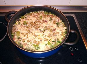 Foto principal de Arroz con pollo y gandules verdes