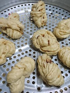 手作花捲(燕麥堅果捲) 的食譜成品照片