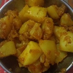 A picture of Dry Aloo.