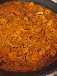 Una foto de Paella Arroz a banda