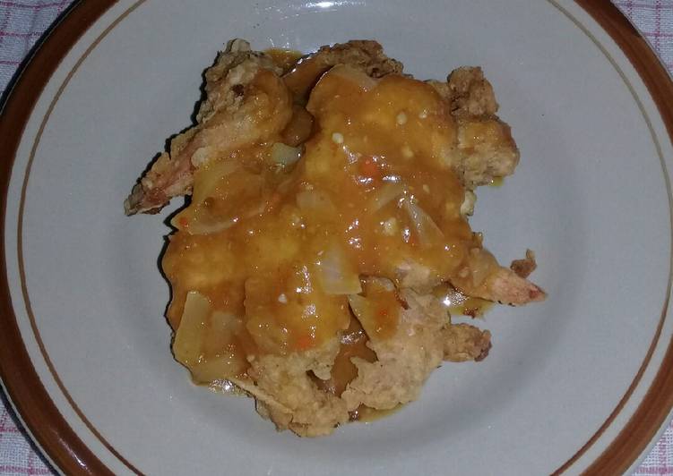 Bagaimana Menyiapkan Udang Goreng Asam Manis, Enak Banget