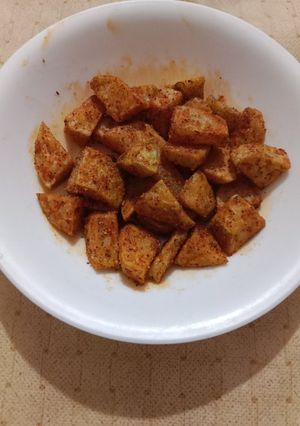 A picture of Aloo tuk.