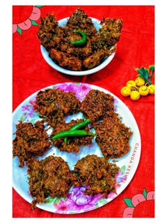 नोनी साग के पकौड़े (noni saag ke pakode recipe in Hindi) रेसिपी मुख्य फोटो