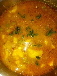 आलू टमाटर की सब्जी (aloo tamatar ki sabzi recipe in Hindi) रेसिपी मुख्य फोटो