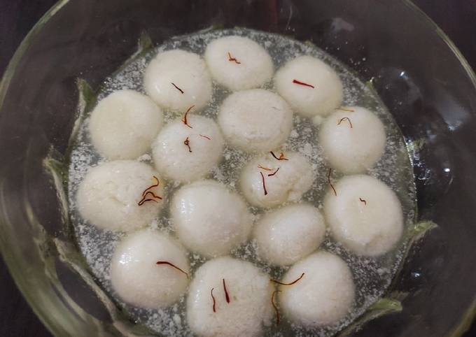 Mansi Doshi દ્વારા રેસીપી રસગુલ્લા (Rasgulla Recipe in Gujarati) - કૂકપૅડ