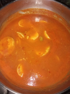 முட்டை பட்டர் மசாலா (Muttai butter masala recipe in tamil) செய்முறை முக்கிய புகைப்படம்