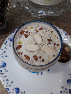 A picture of Nuts shake.