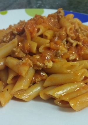 Foto principal de Macarrones con boloñesa de pavo